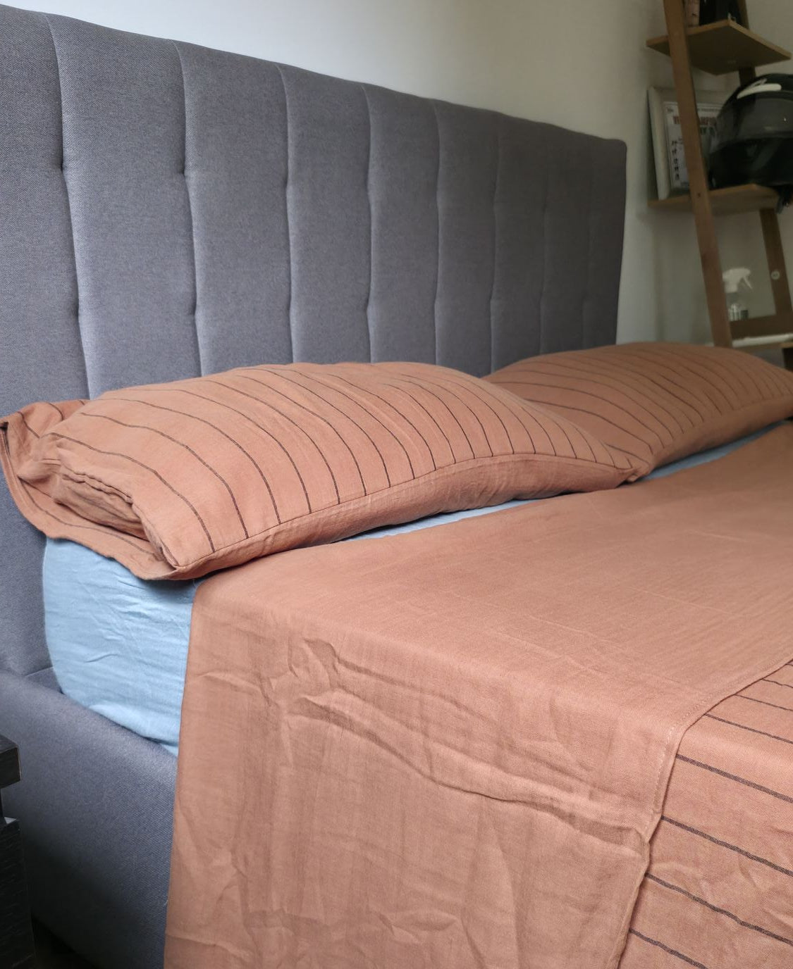 Drap plat Macchiato · Gaze de coton rayé réversible