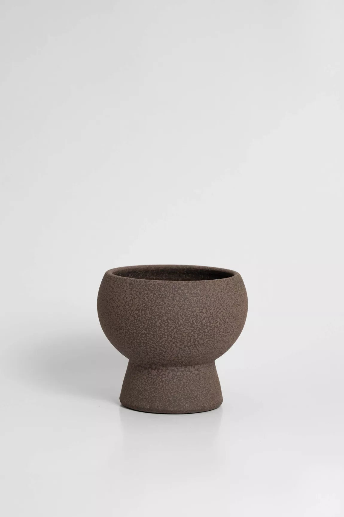 Vase marron émaillé Holden